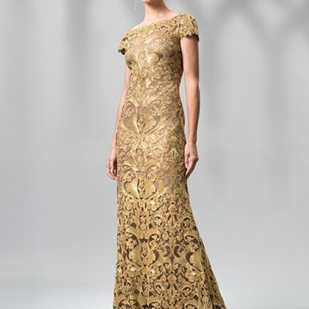 NWT Tadashi Shoji Gown